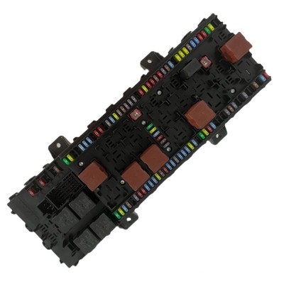 مجموعه کامل جعبه فیوز و برد اصلی ولوو FH4-FM4